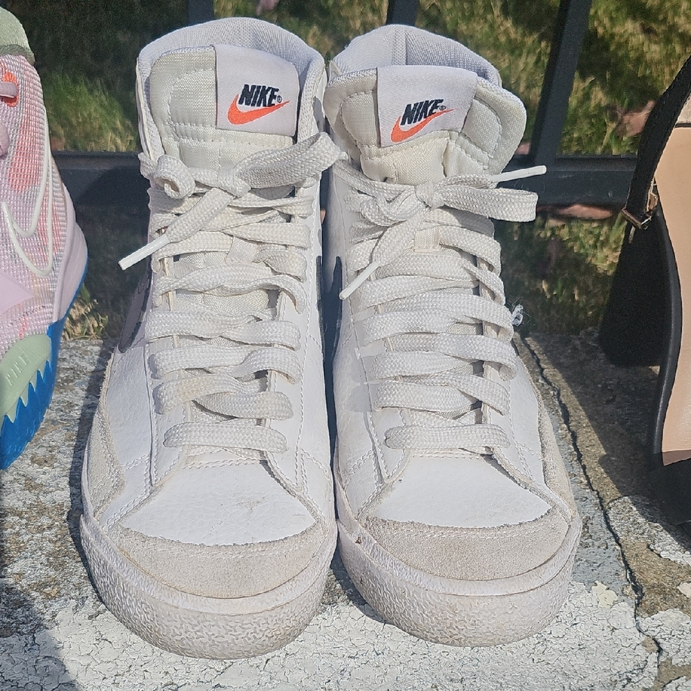 Nike Off-White High-Top Sneakers with Red Logo